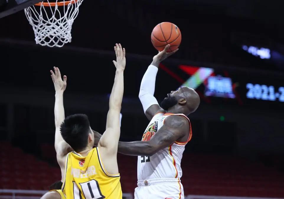 amp, amp, 岁的老将已