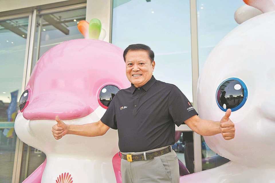 pkEEj, 借助十五运, 场馆